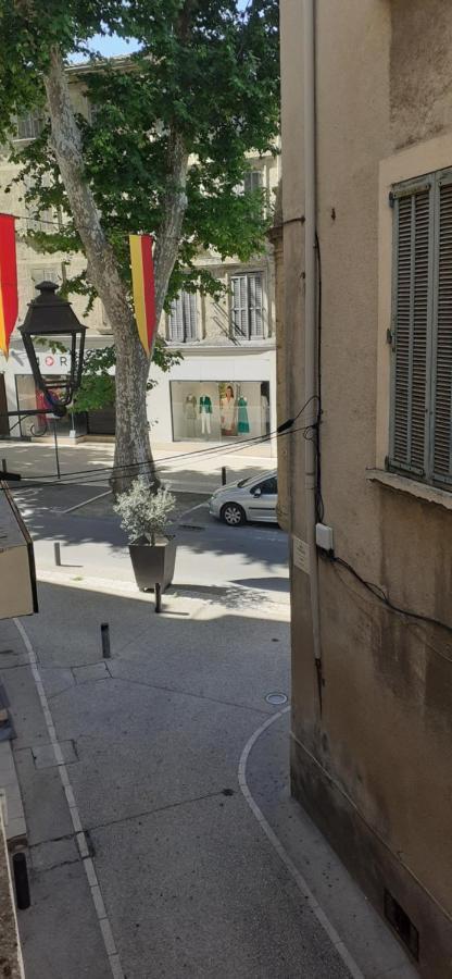 La Pause Salonaise "Au Coeur De La Ville" Buitenkant foto
